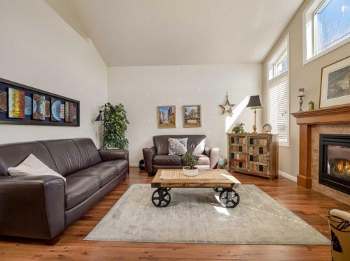 1656 Coalbanks Boulevard West, Lethbridge, AB 