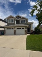 1656 Coalbanks Boulevard WESTLethbridge, AB T1J 2X4