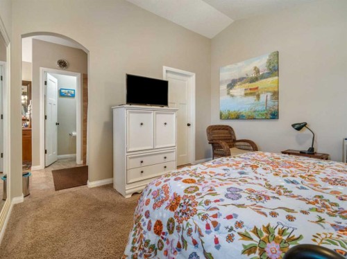 1656 Coalbanks Boulevard West, Lethbridge, AB 
