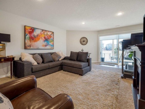 1656 Coalbanks Boulevard West, Lethbridge, AB 