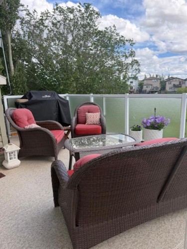 1656 Coalbanks Boulevard West, Lethbridge, AB 