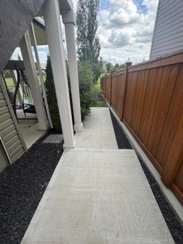 1656 Coalbanks Boulevard West, Lethbridge, AB 