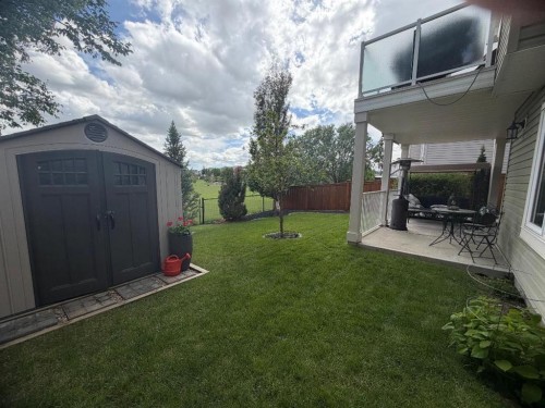 1656 Coalbanks Boulevard West, Lethbridge, AB 