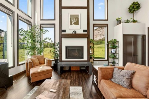 2616 Valley Ridge Drive, Frank, AB 