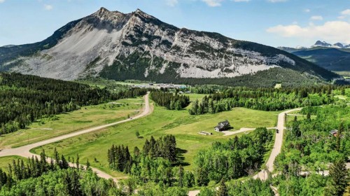 2616 Valley Ridge Drive, Frank, AB 