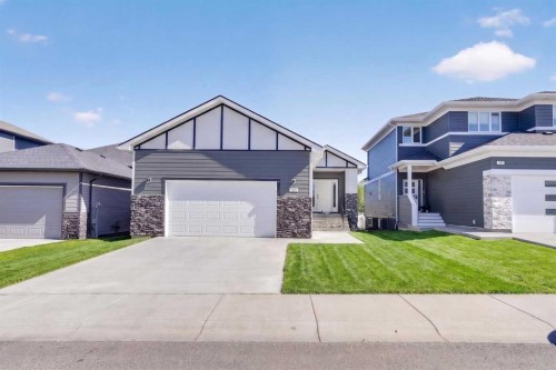 225 Greenwood Road  Coalhurst, AB T0L 0V2