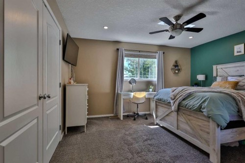 308 Tartan Circle West, Lethbridge, AB 