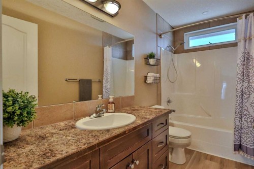 308 Tartan Circle West, Lethbridge, AB 