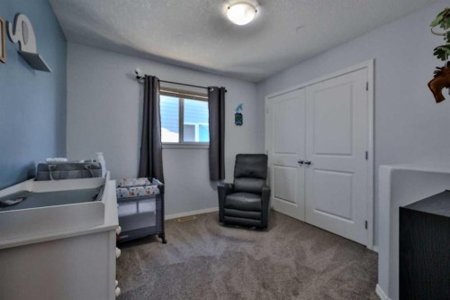 308 Tartan Circle West, Lethbridge, AB 