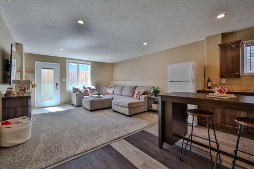 308 Tartan Circle West, Lethbridge, AB 
