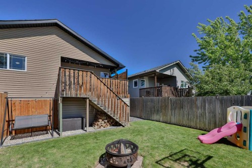 308 Tartan Circle West, Lethbridge, AB 