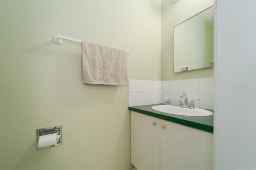 4612 50 Avenue, Taber, AB 