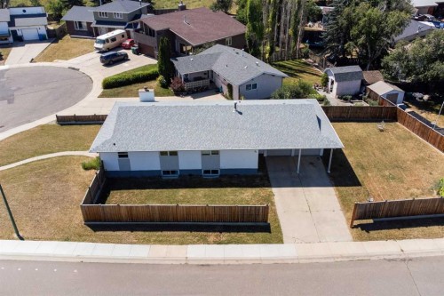 96 Oxford Road West, Lethbridge, AB - Outdoor