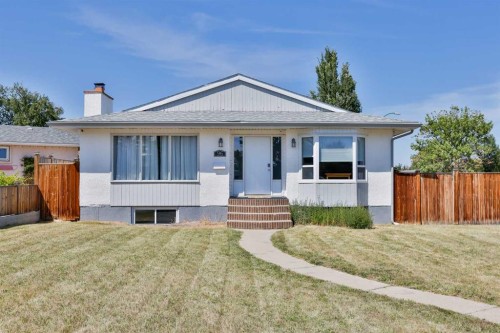 96 Oxford Road West, Lethbridge, AB - Outdoor