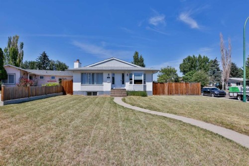 96 Oxford Road West, Lethbridge, AB - Outdoor