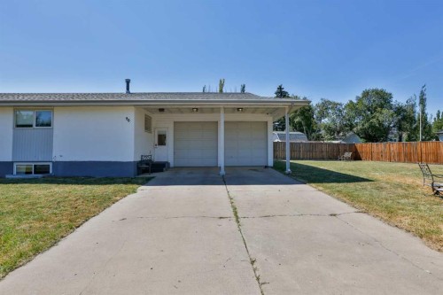 96 Oxford Road West, Lethbridge, AB - Outdoor