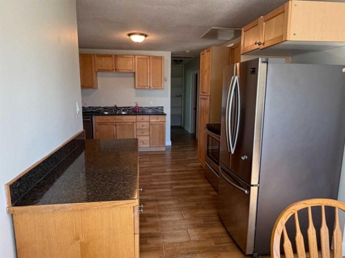 127 2 Avenue North, Vauxhall, AB 