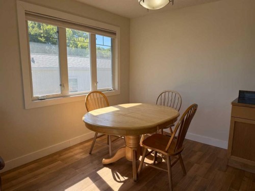 127 2 Avenue North, Vauxhall, AB 