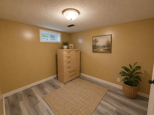 185 Pensacola Court West, Lethbridge, AB 