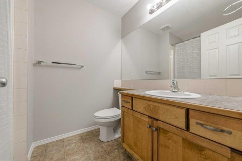 3-105 Silkstone Road West, Lethbridge, AB 