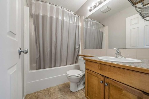 3-105 Silkstone Road West, Lethbridge, AB 