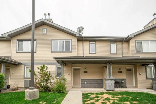 3-105 Silkstone Road West, Lethbridge, AB 