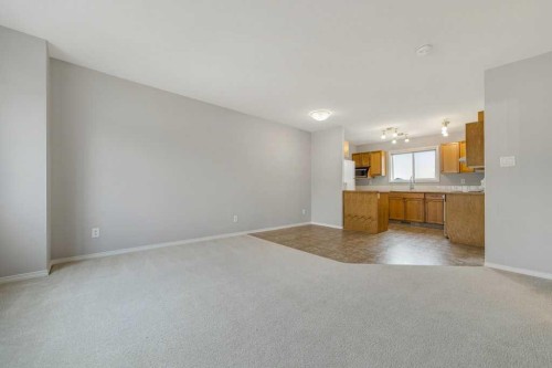 3-105 Silkstone Road West, Lethbridge, AB 