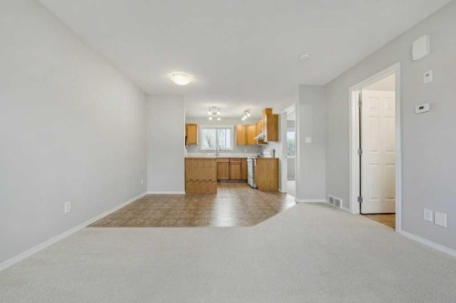 3-105 Silkstone Road West, Lethbridge, AB 