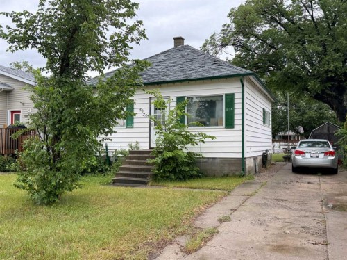 5025 54 Street  Taber, AB T1G 1N1
