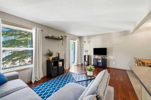 96 Eversyde Court Sw, Calgary, AB 
