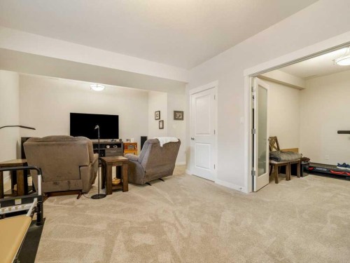 1-322 Northlander Bend West, Lethbridge, AB - Indoor Photo Showing Other Room