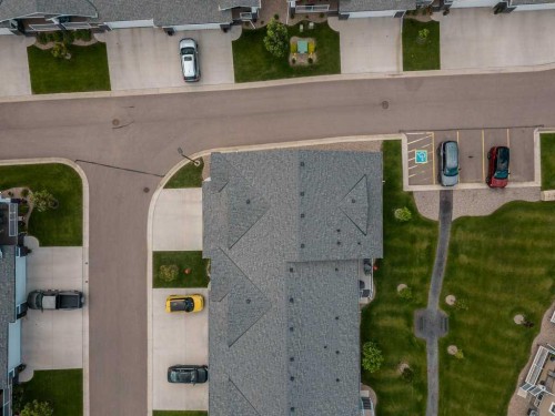 1-322 Northlander Bend West, Lethbridge, AB - Outdoor