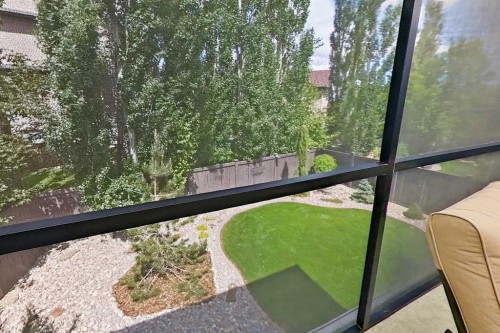 65 Canyoncrest Point West, Lethbridge, AB 