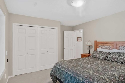 65 Canyoncrest Point West, Lethbridge, AB 