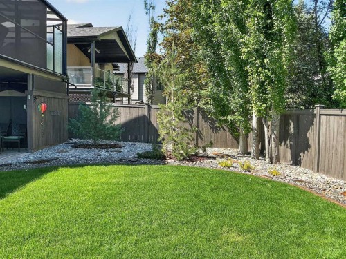 65 Canyoncrest Point West, Lethbridge, AB 