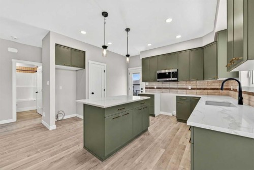 74 Riverpark Boulevard West, Lethbridge, AB - Indoor Photo Showing Kitchen With Upgraded Kitchen