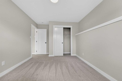74 Riverpark Boulevard West, Lethbridge, AB - Indoor Photo Showing Other Room