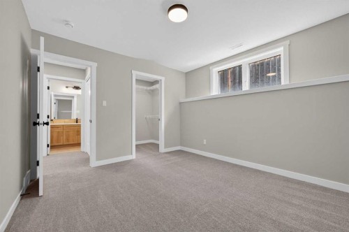 74 Riverpark Boulevard West, Lethbridge, AB - Indoor Photo Showing Other Room
