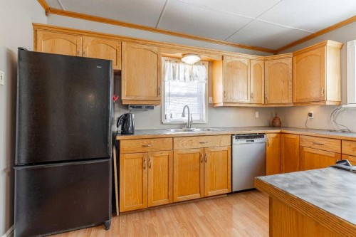 30058 Hwy 501, Cardston, AB 