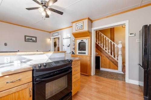 30058 Hwy 501, Cardston, AB 
