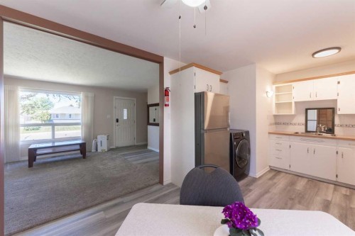 2206 5A Avenue North, Lethbridge, AB 