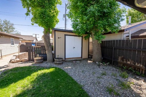 2206 5A Avenue North, Lethbridge, AB 