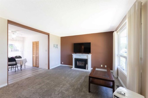 2206 5A Avenue North, Lethbridge, AB 