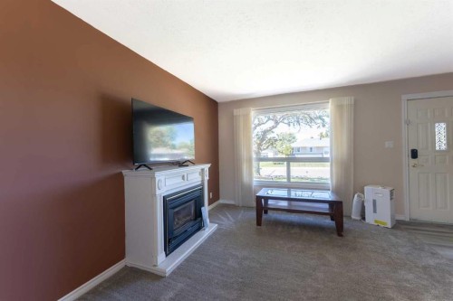 2206 5A Avenue North, Lethbridge, AB 