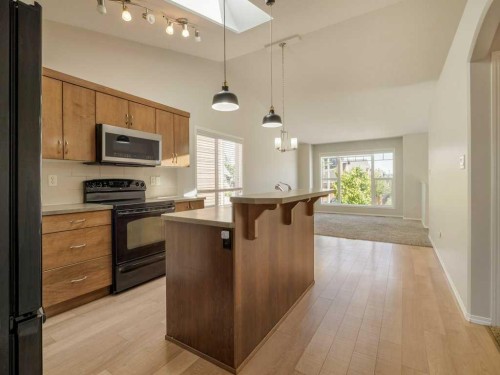 167 Blackwolf Way North, Lethbridge, AB 