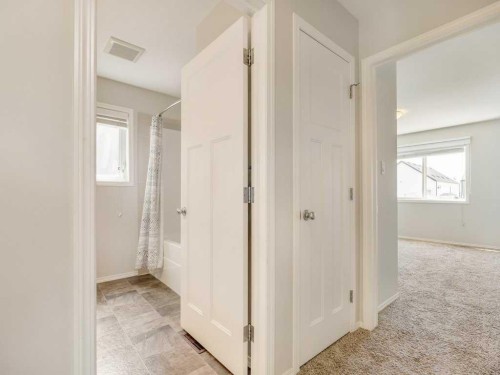 167 Blackwolf Way North, Lethbridge, AB 