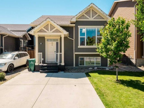 167 Blackwolf Way North, Lethbridge, AB 