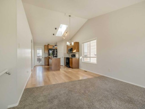 167 Blackwolf Way North, Lethbridge, AB 