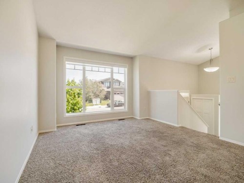 167 Blackwolf Way North, Lethbridge, AB 