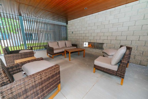 331-102 Scenic Drive North, Lethbridge, AB -  With Deck Patio Veranda With Exterior